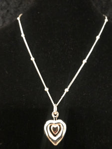 Short necklace